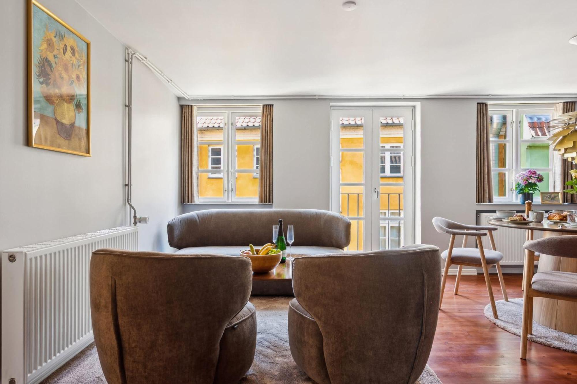 - Steps From Tivoli & Nyhavn Leilighet